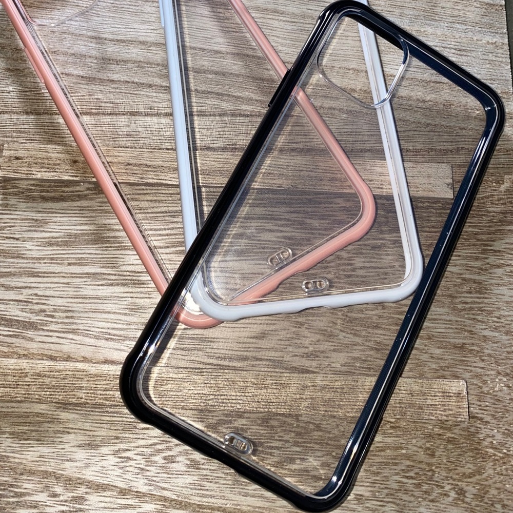 NEW Silicone case iPhone 11 Pro Max Black edge - Picture 2 of 2